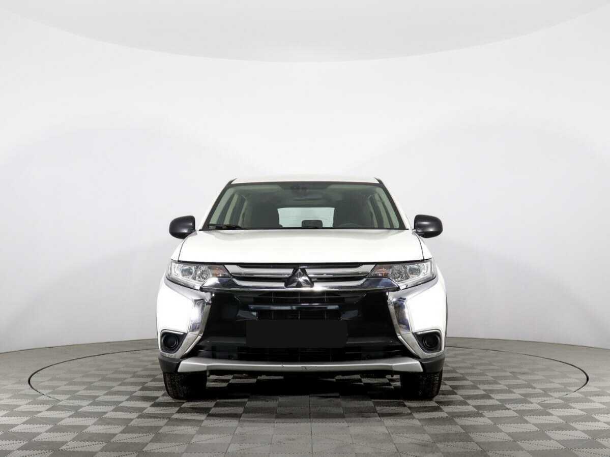 Mitsubishi Outlander, 2018 Фото №2