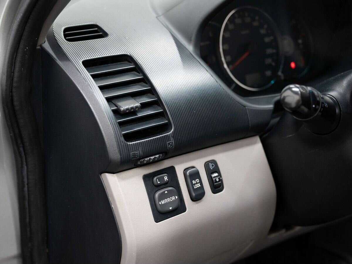 Mitsubishi Pajero Sport, 2014 Фото №17