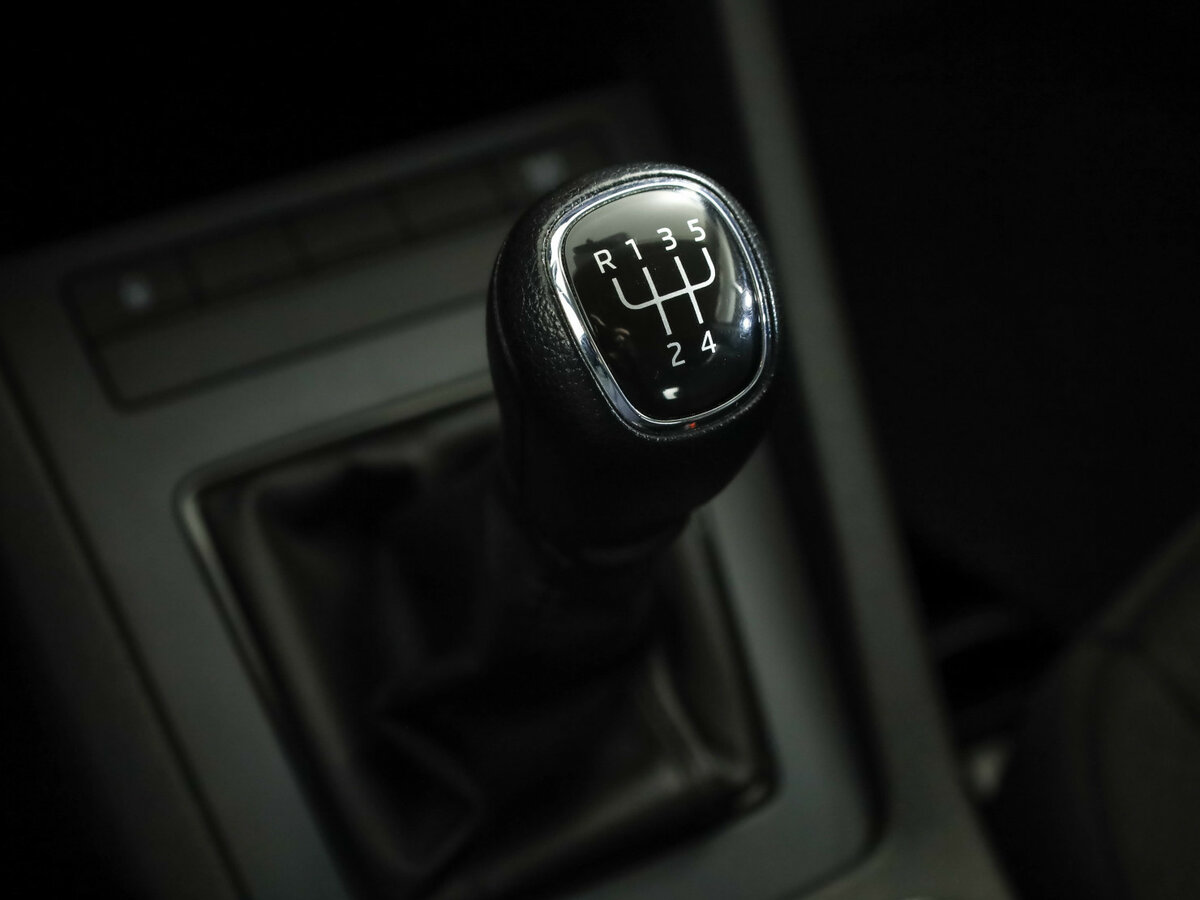 Skoda Octavia III (A7) Рестайлинг, 2019 Фото №16