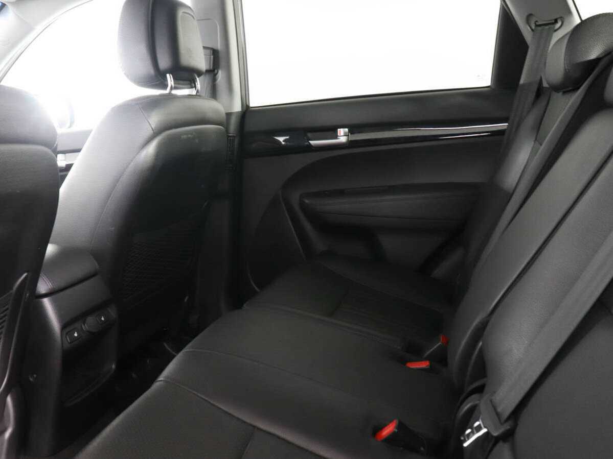 Kia Sorento, 2019 Фото №13