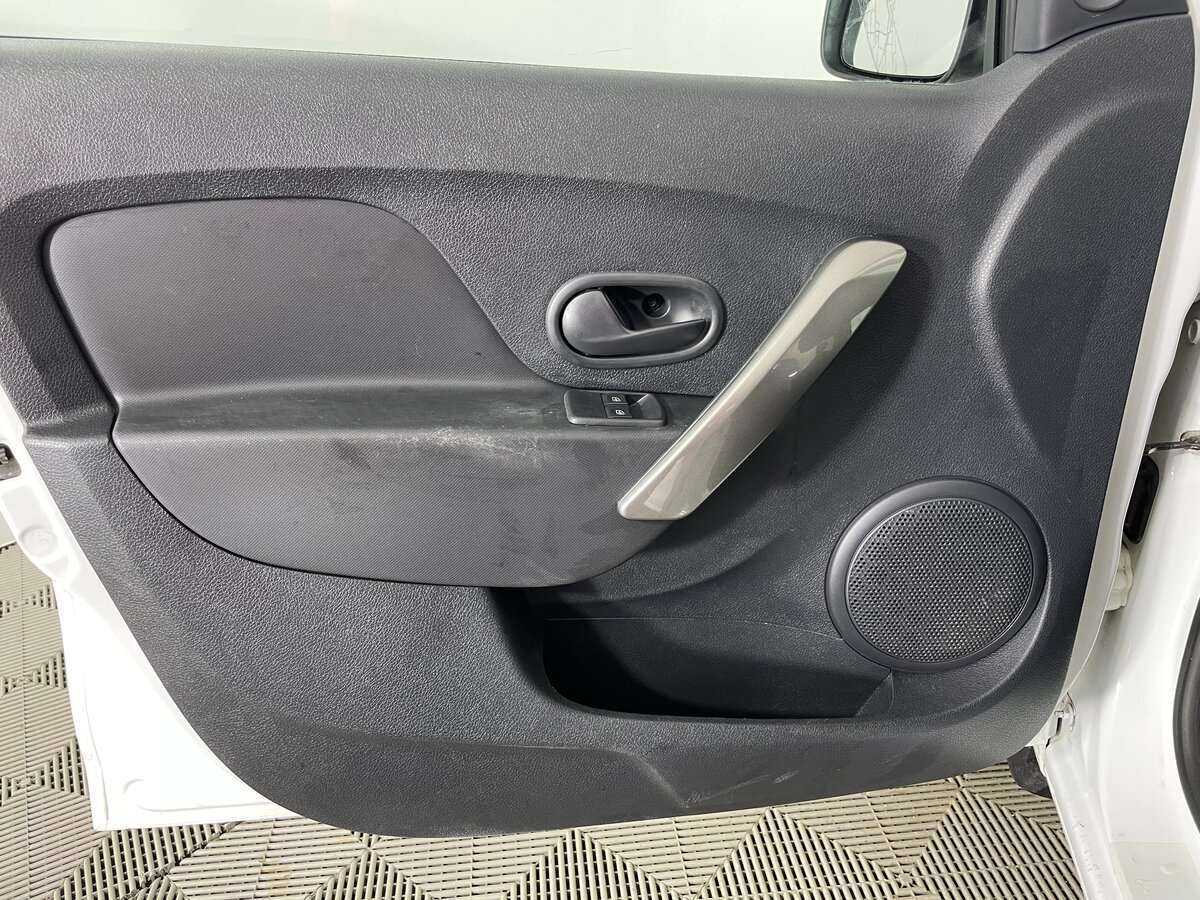 Renault Logan, 2014 Фото №20