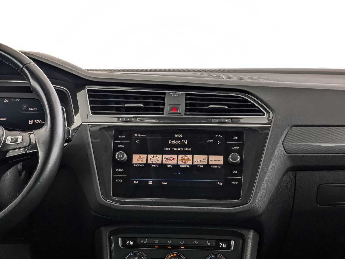 Volkswagen Tiguan, 2019 Фото №13