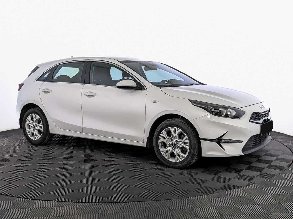 Kia Ceed, 2022 Фото №3