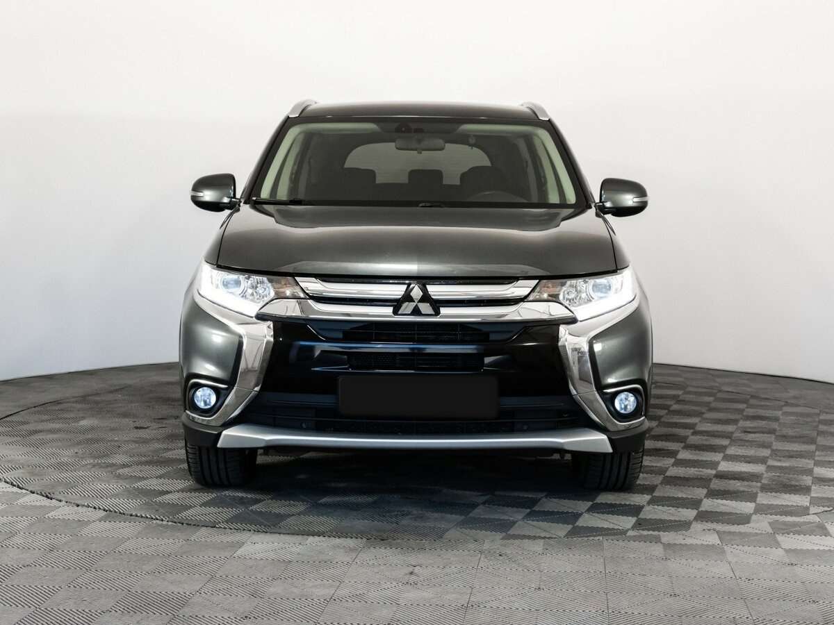 Mitsubishi Outlander, 2018 Фото №2