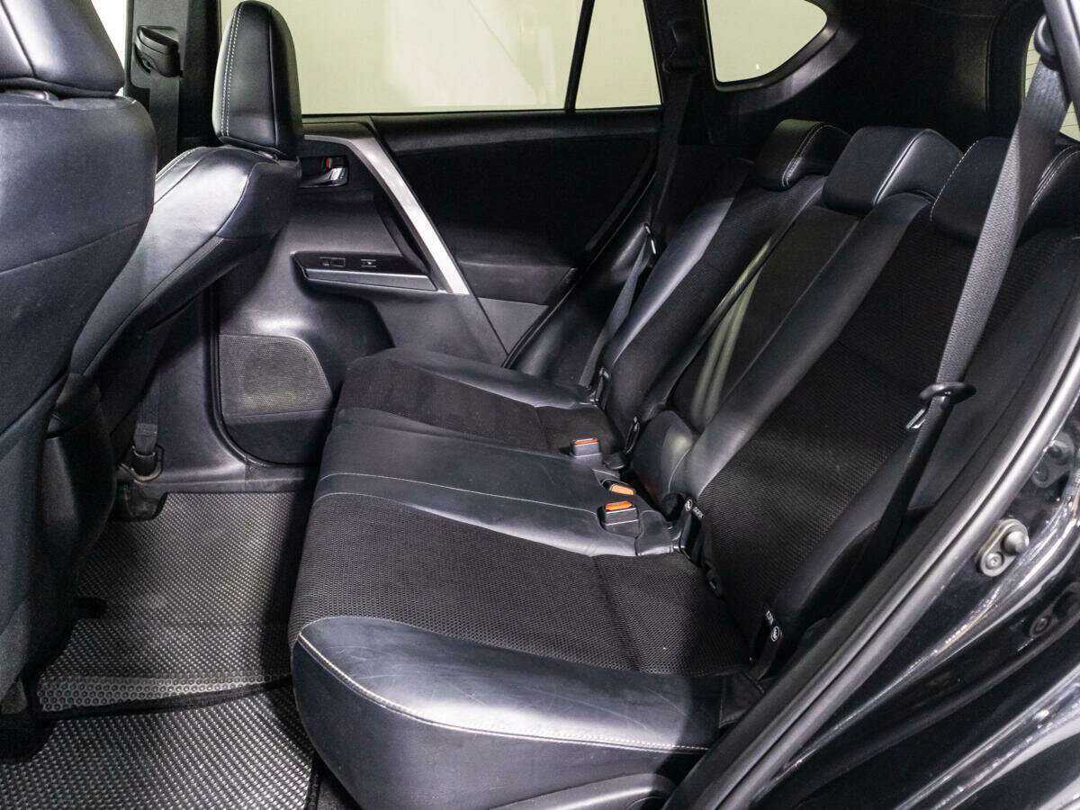 Toyota RAV4, 2016 Фото №10
