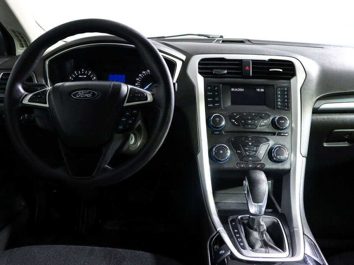 Ford Mondeo, 2016 Фото №9