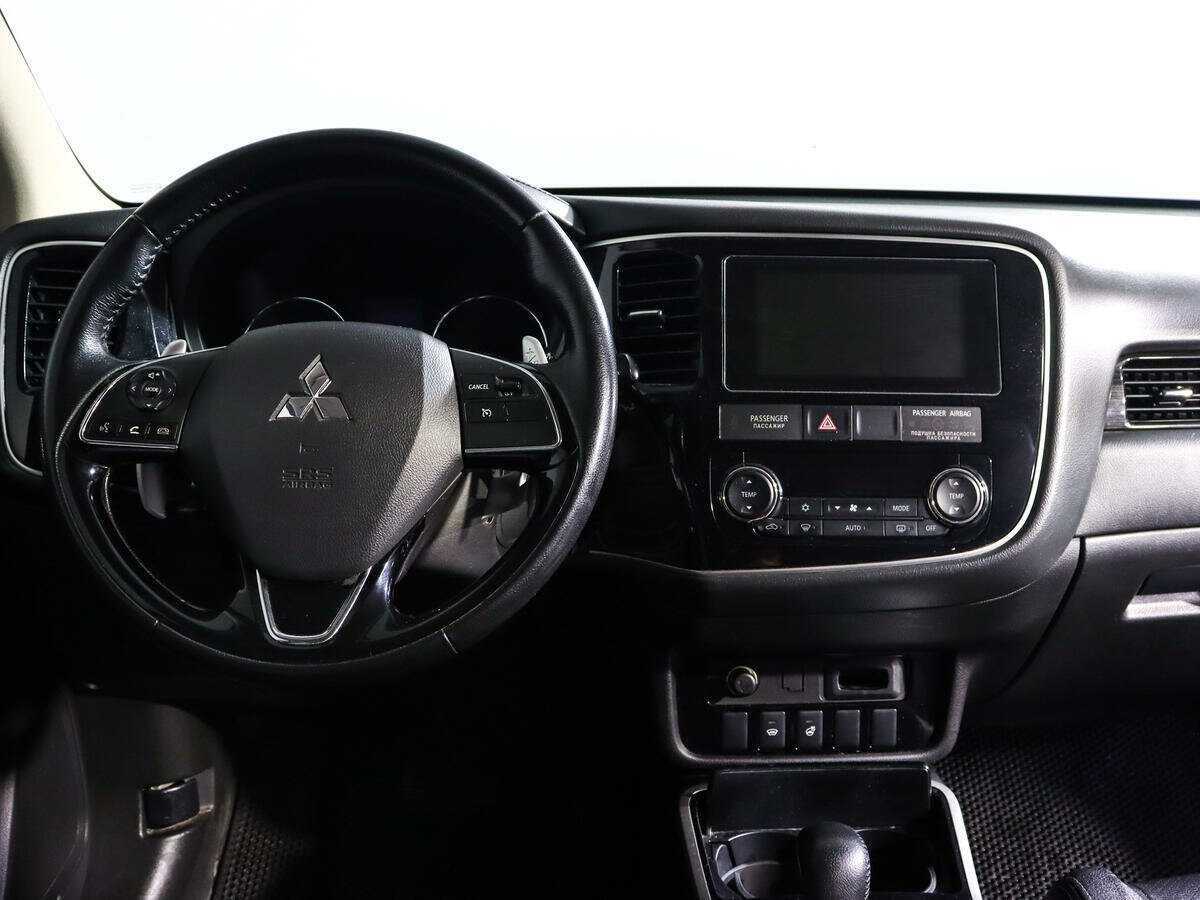 Mitsubishi Outlander, 2017 Фото №10