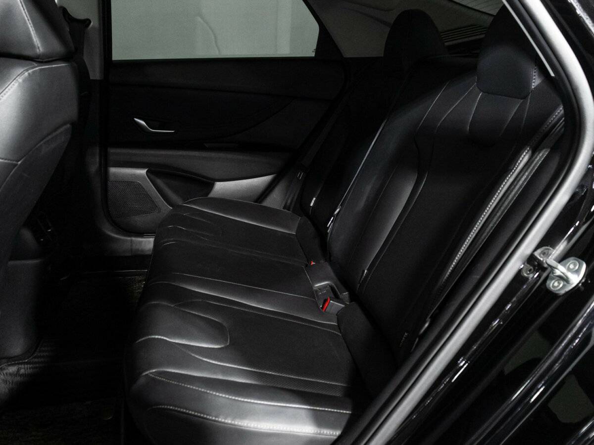 Hyundai Elantra VII (CN7), 2023 Фото №10