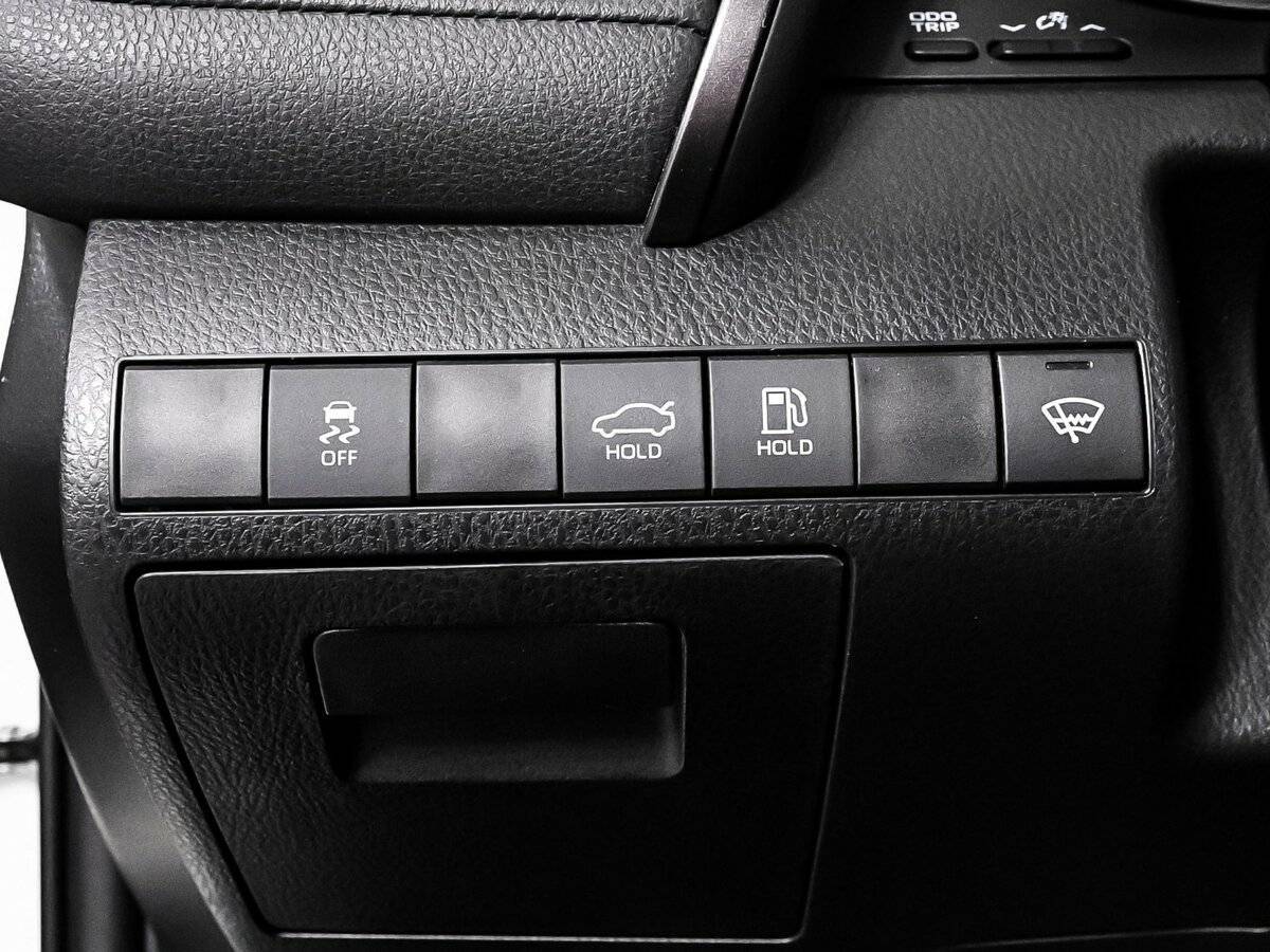 Toyota Camry, 2021 Фото №18