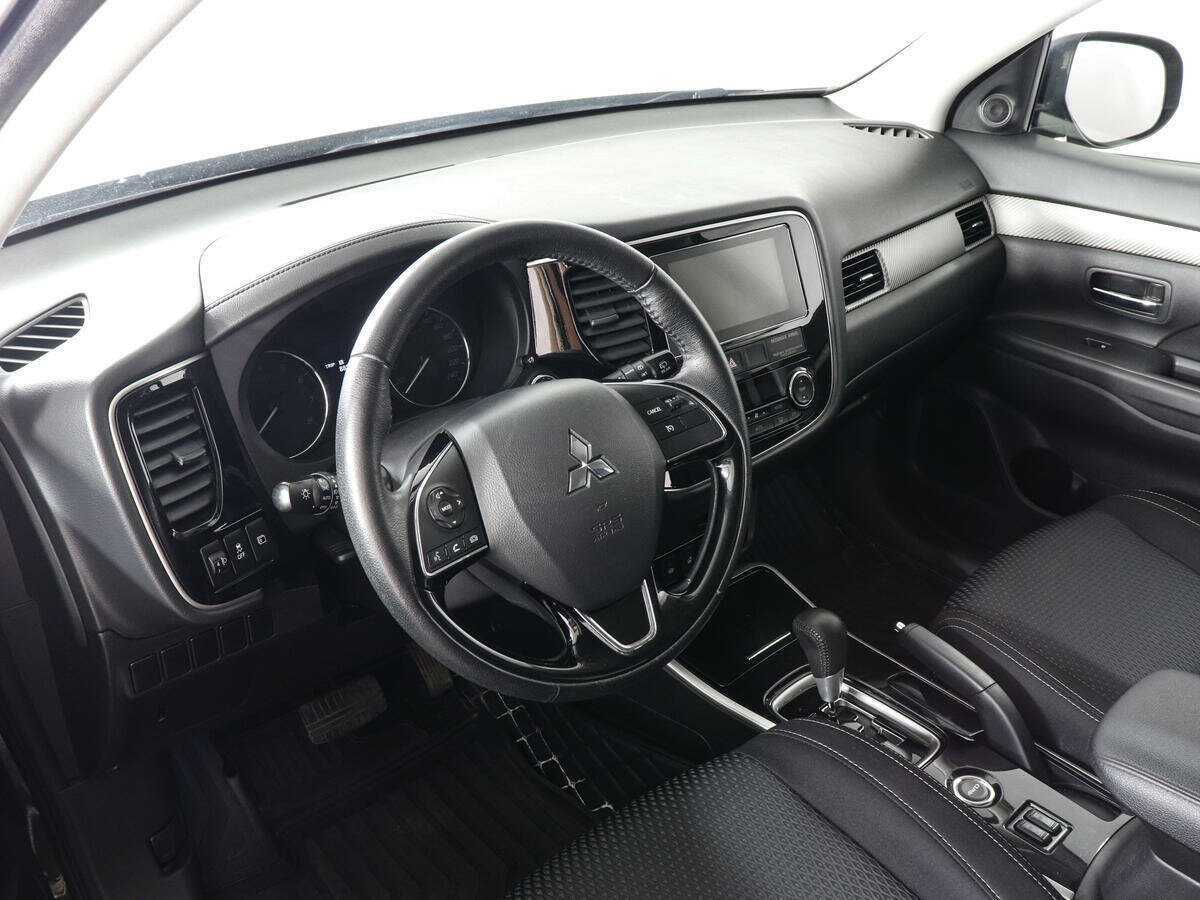 Mitsubishi Outlander, 2018 Фото №9