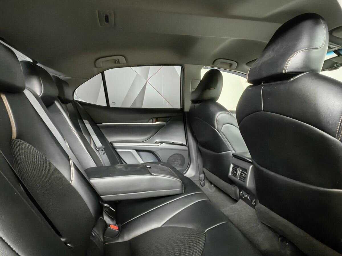 Toyota Camry, 2019 Фото №12