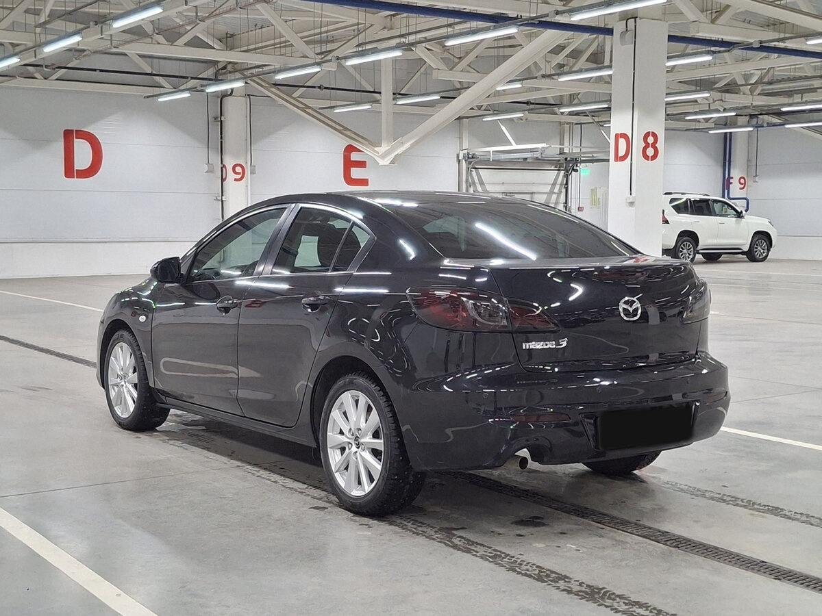 Mazda 3 II (BL) Рестайлинг, 2013 Фото №7