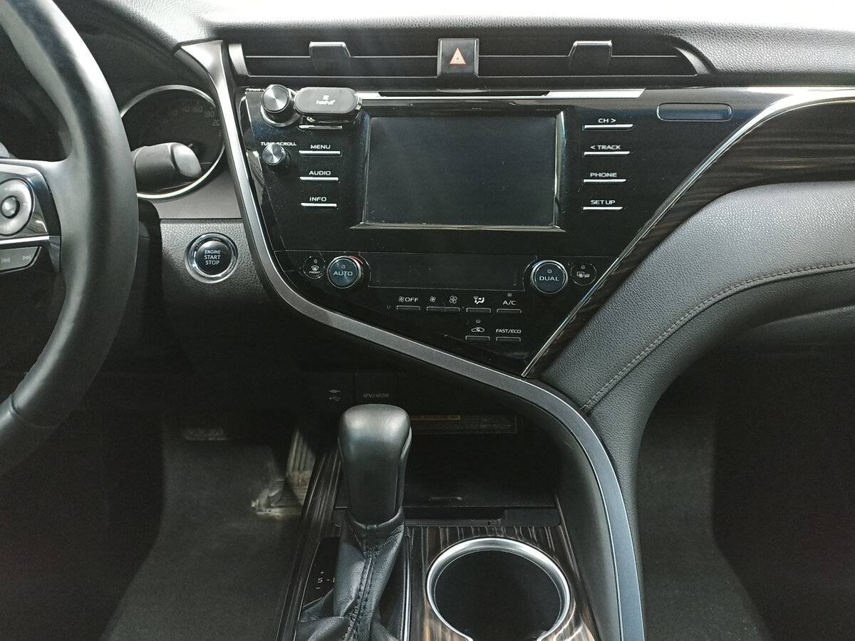 Toyota Camry, 2019 Фото №15