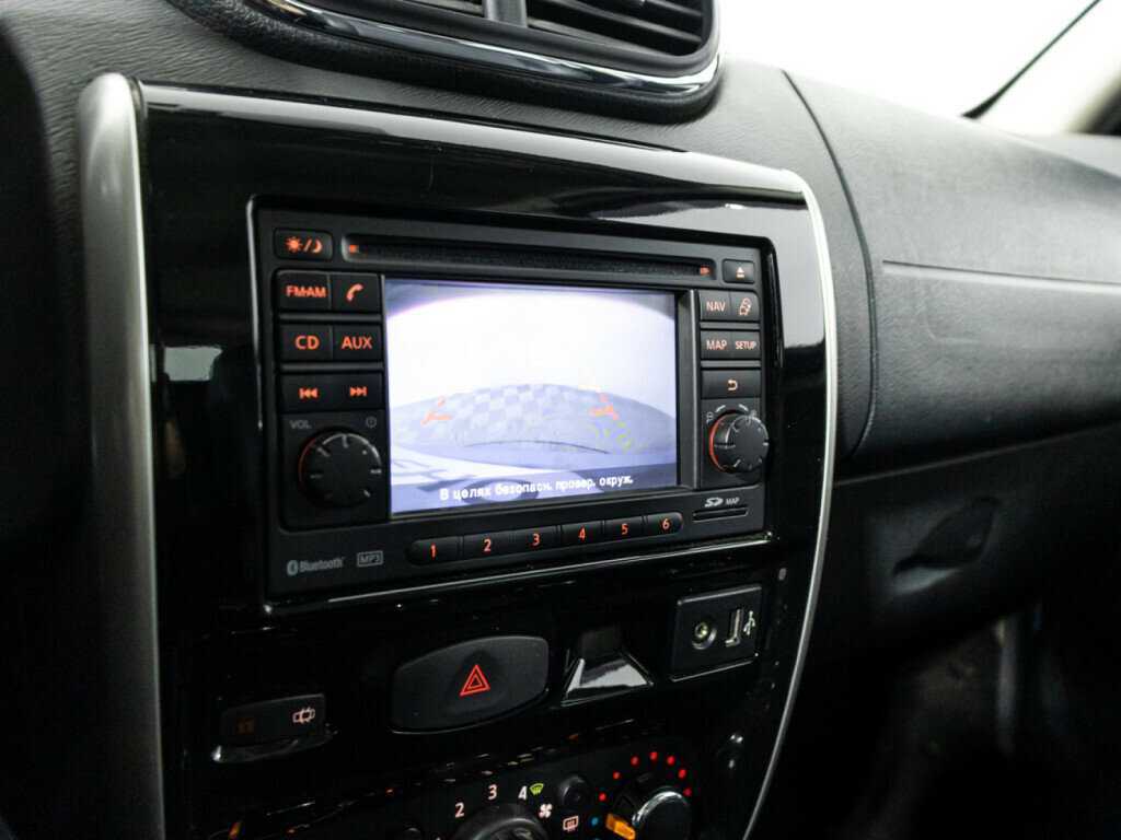 Nissan Terrano, 2015 Фото №14