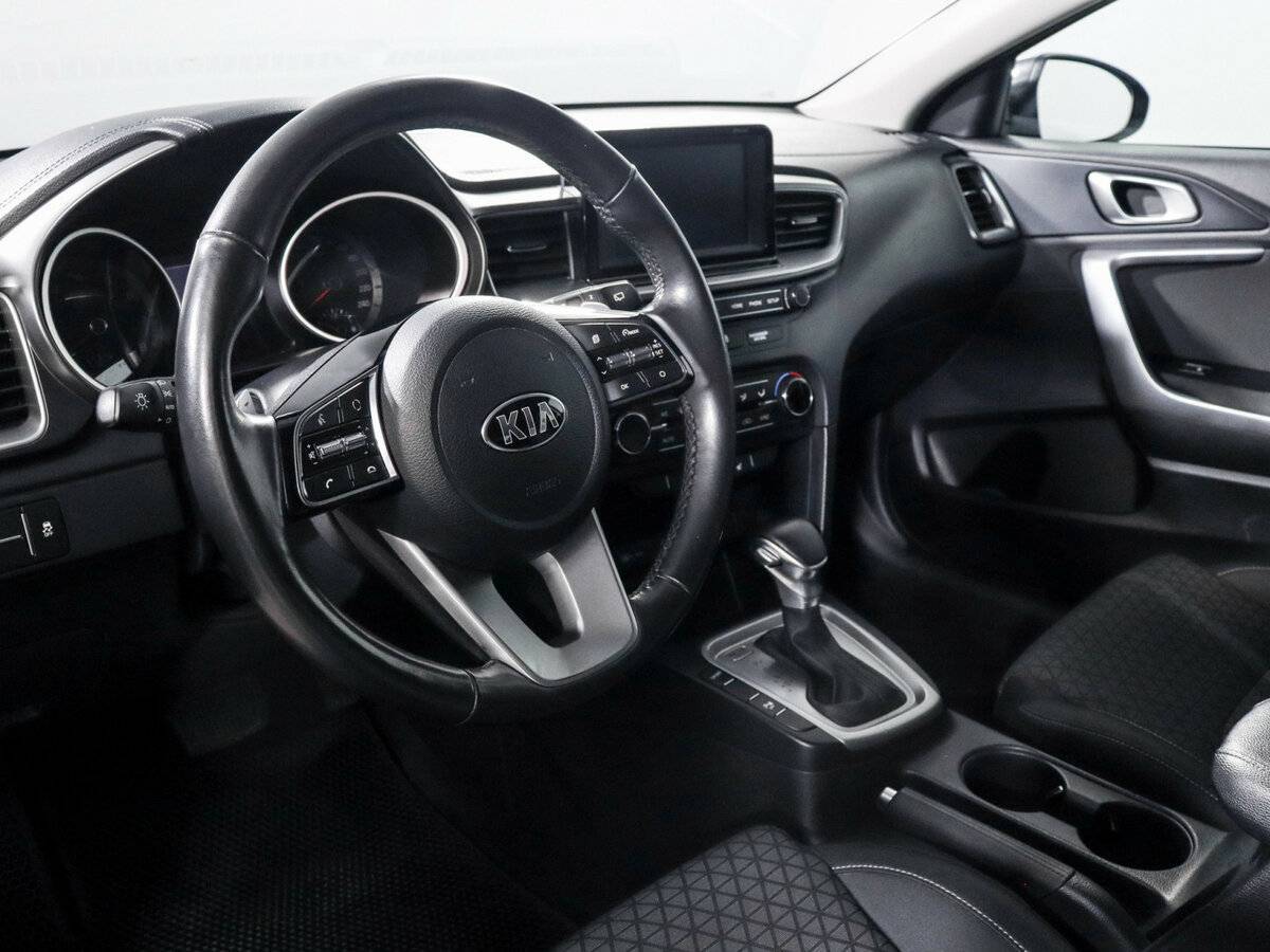 Kia Ceed, 2019 Фото №14