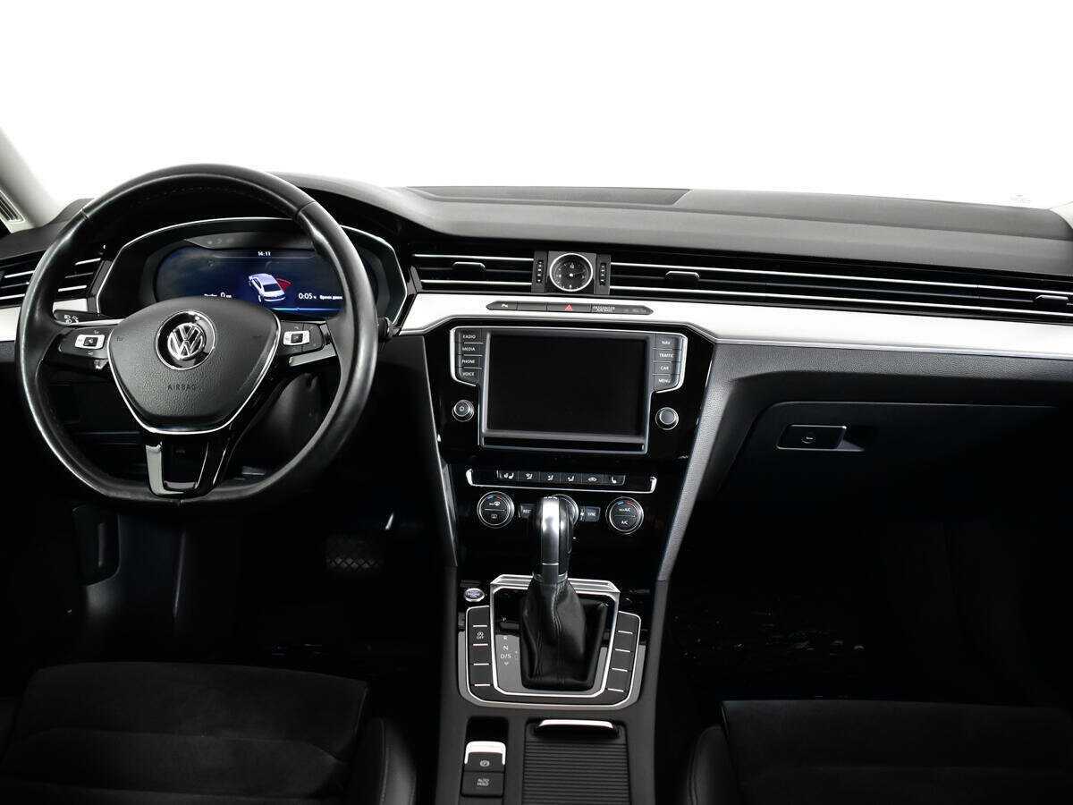 Volkswagen Passat, 2016 Фото №12