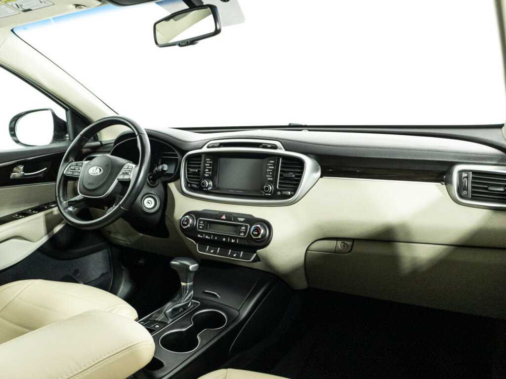 Kia Sorento, 2019 Фото №9