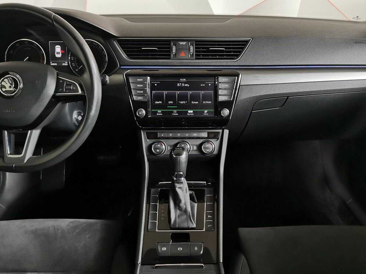 Skoda Superb, 2017 Фото №11