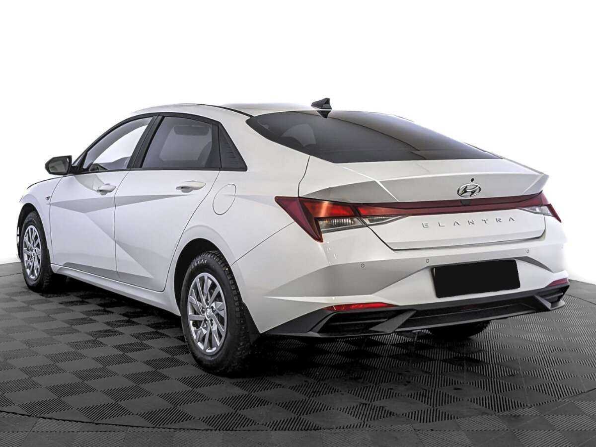 Hyundai Elantra, 2022 Фото №7