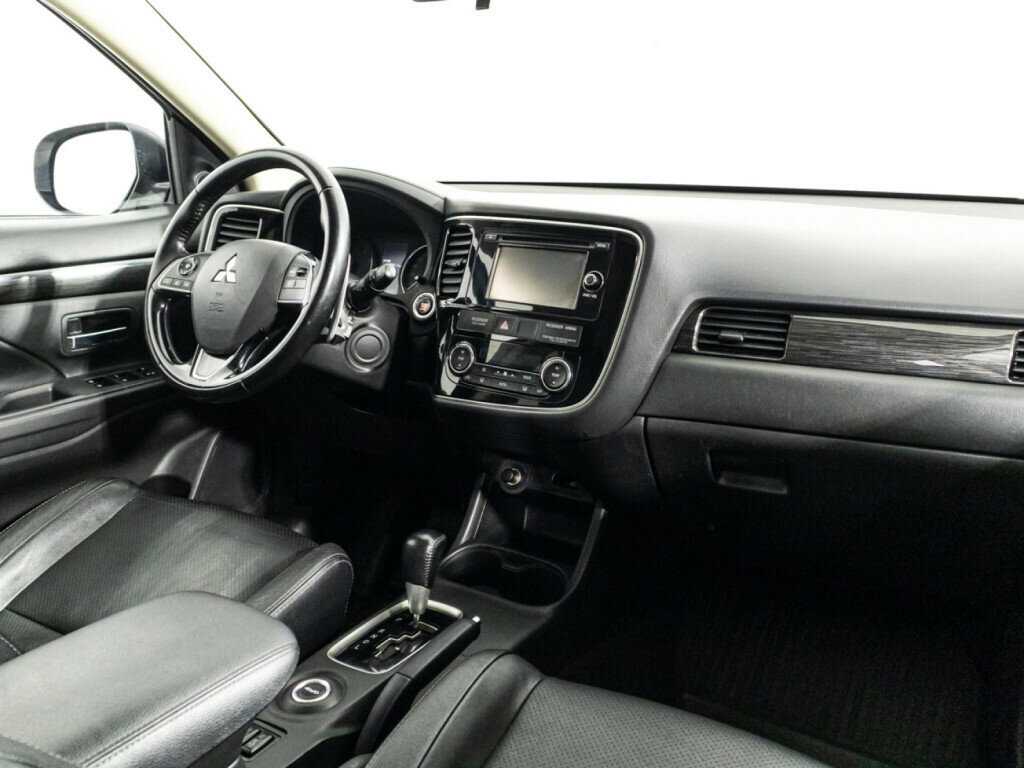 Mitsubishi Outlander, 2016 Фото №9