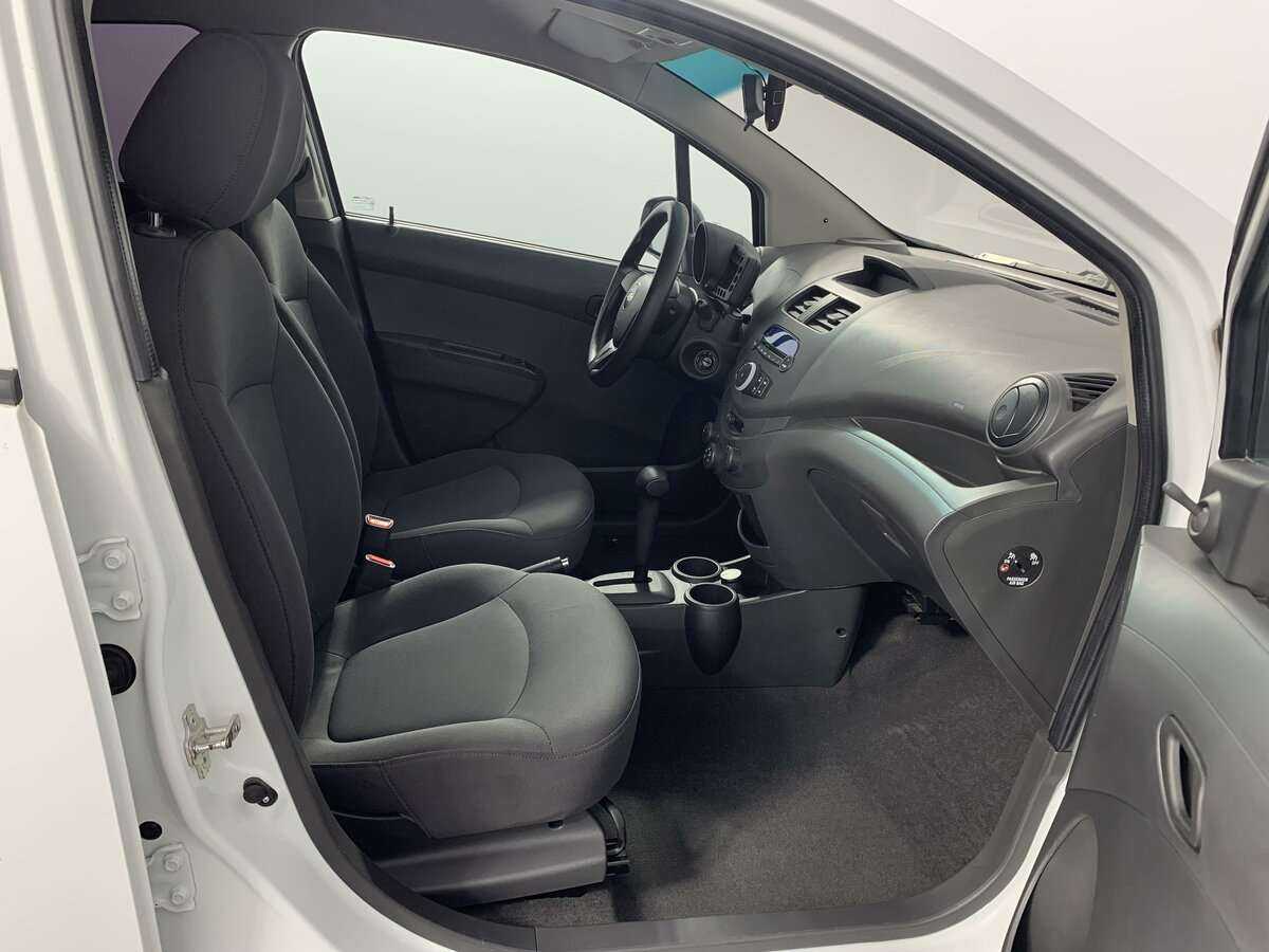 Chevrolet Spark, 2013 Фото №18