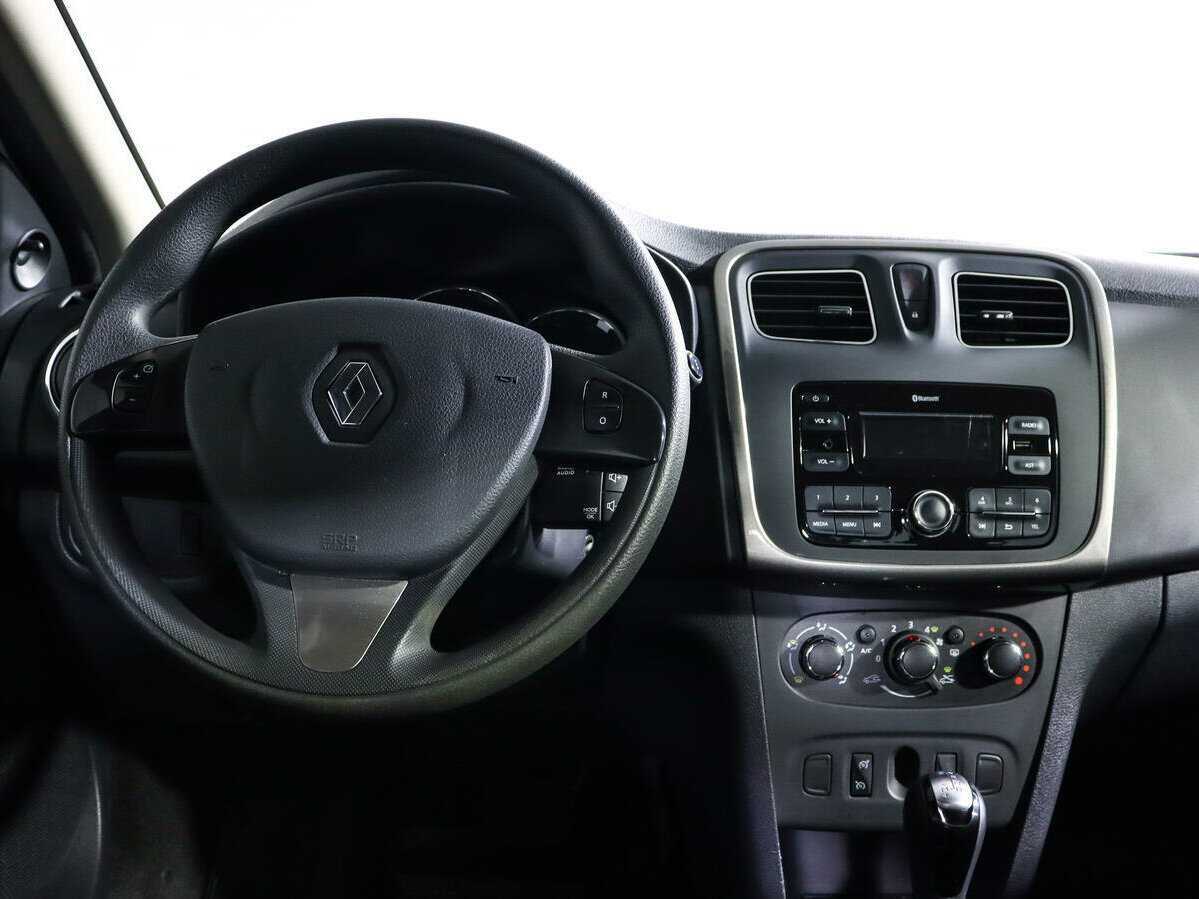 Renault Logan, 2017 Фото №12