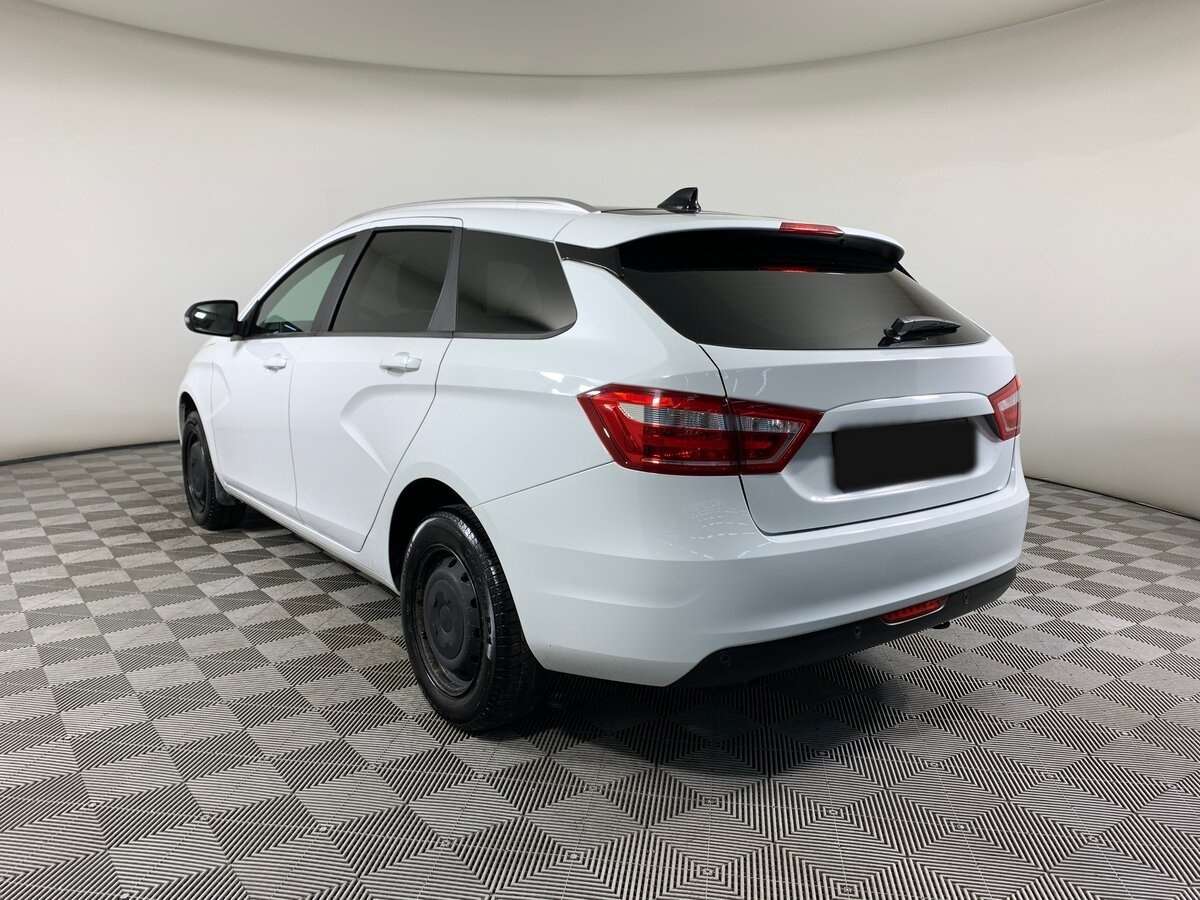 Lada (ВАЗ) Vesta SW, 2021 Фото №7