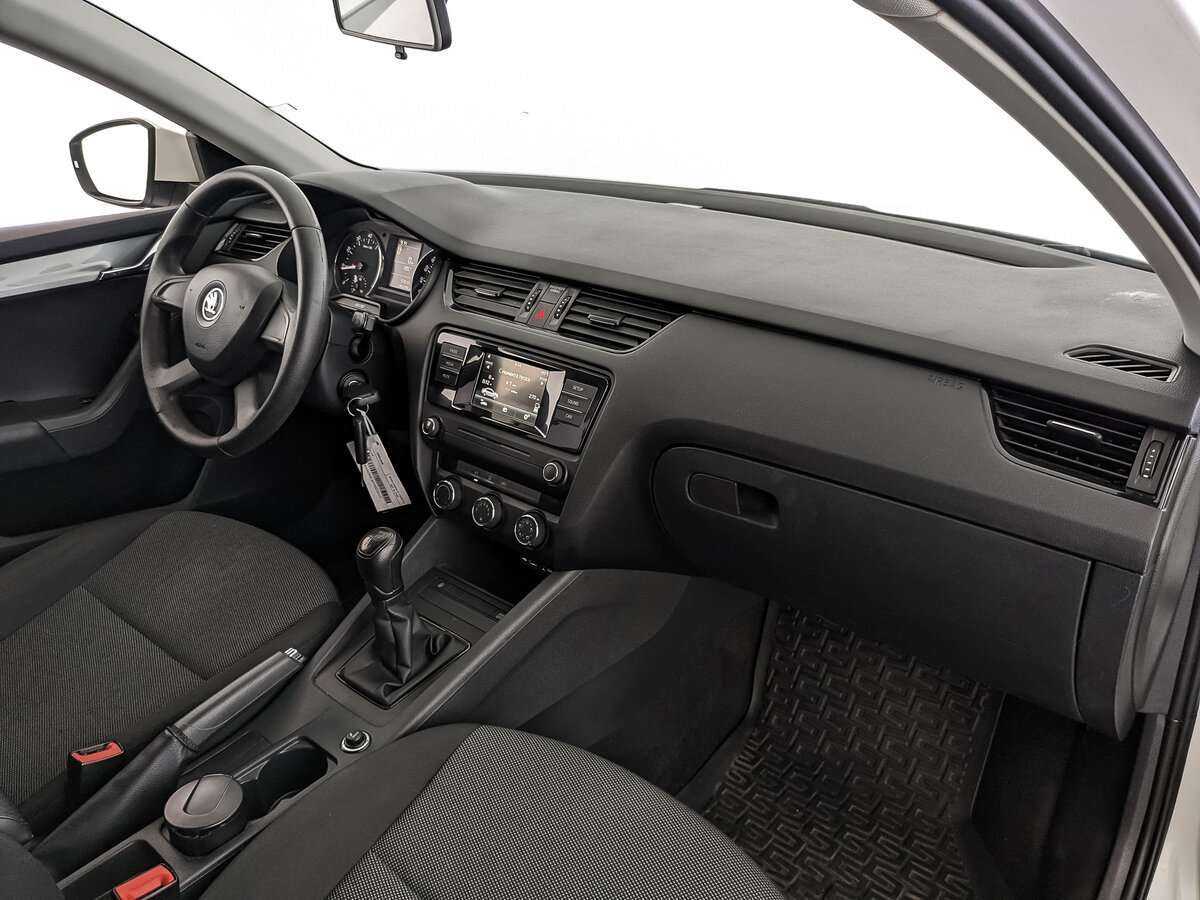 Skoda Octavia, 2015 Фото №9