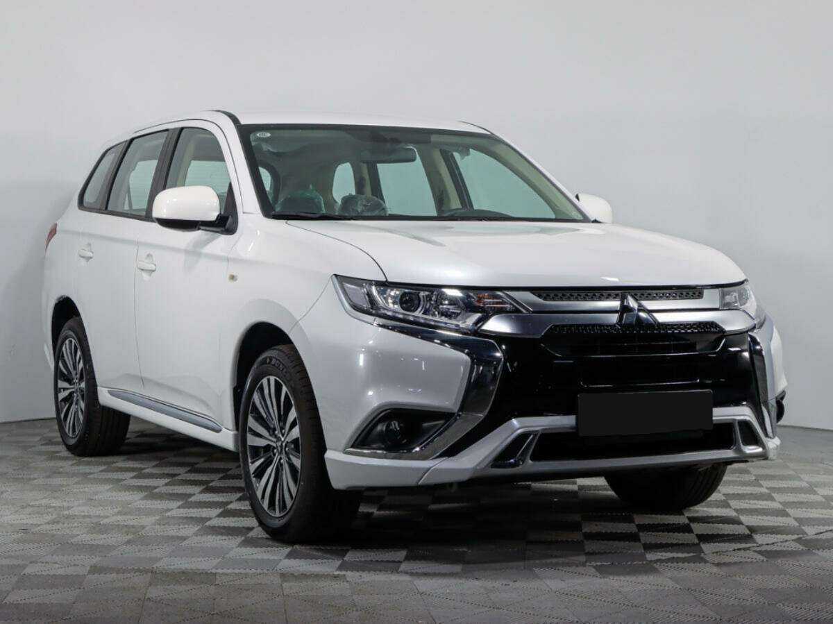 Mitsubishi Outlander, 2022 Фото №3