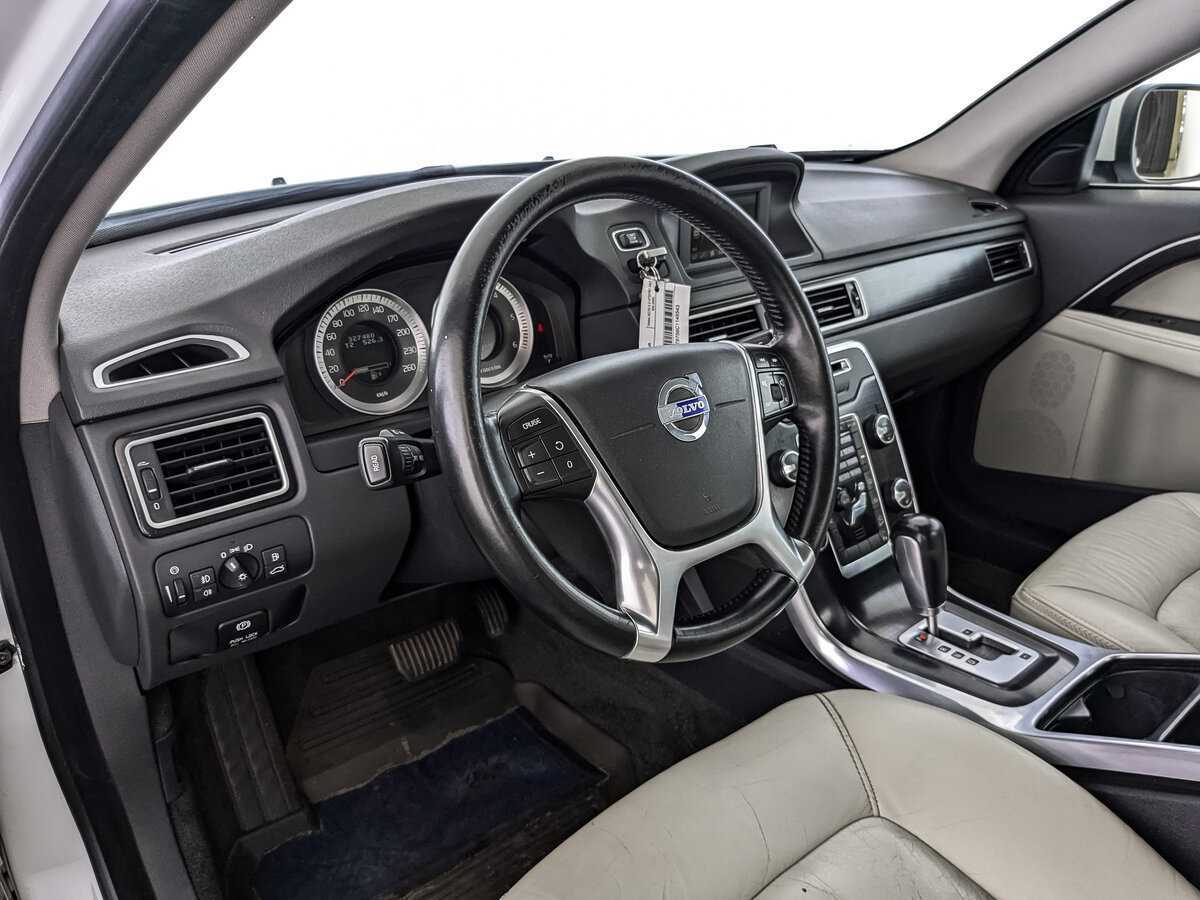 Volvo XC70, 2012 Фото №11