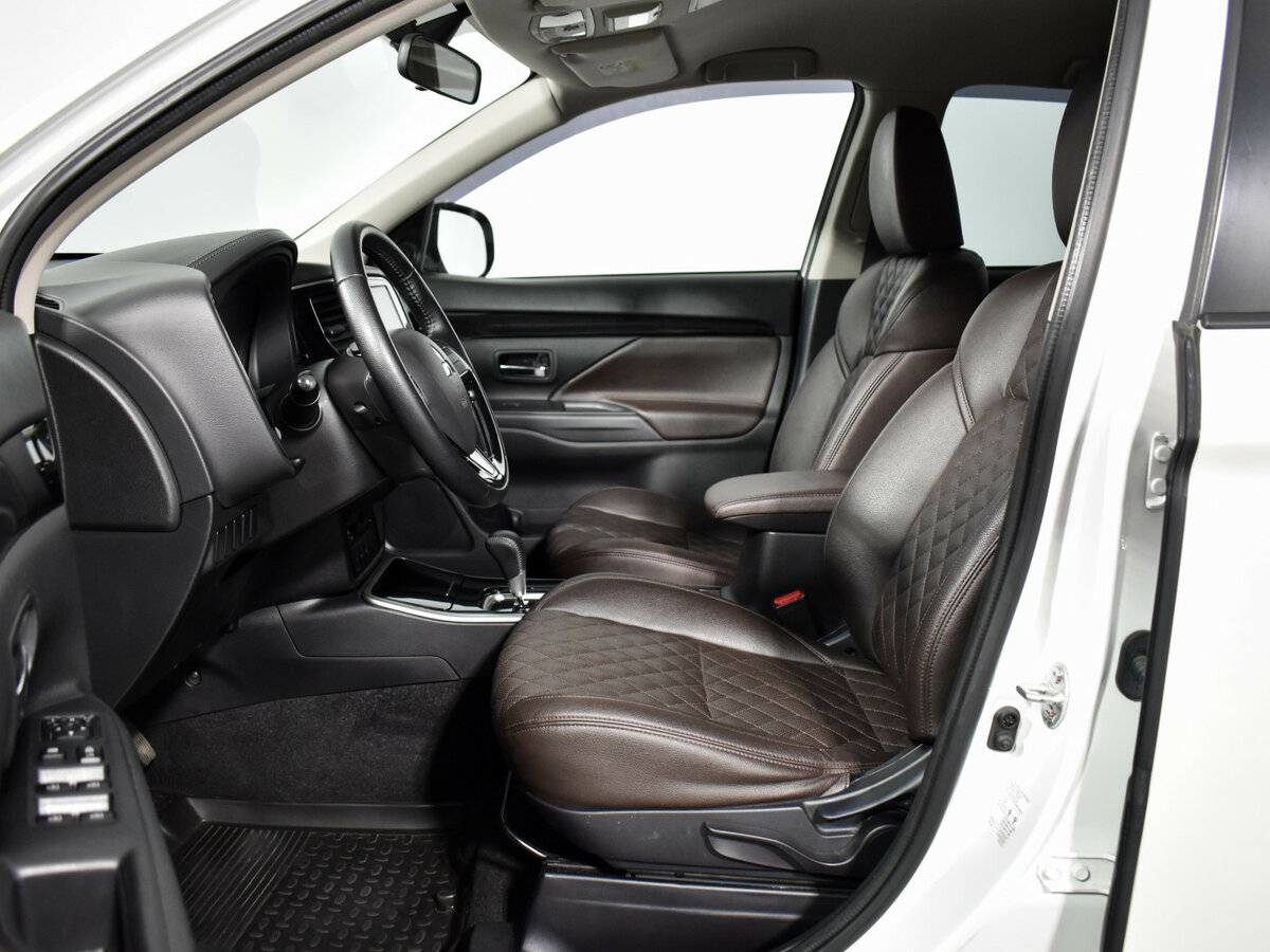 Mitsubishi Outlander III Рестайлинг 3, 2019 Фото №8