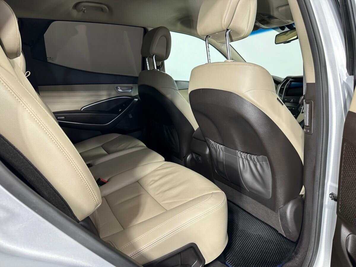 Hyundai Santa Fe, 2017 Фото №16