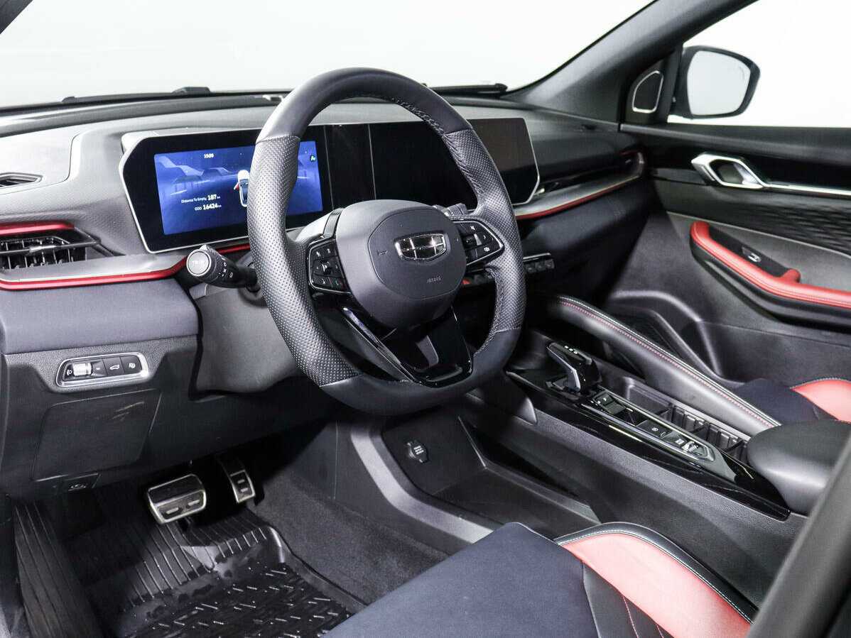 Geely Coolray, 2023 Фото №14