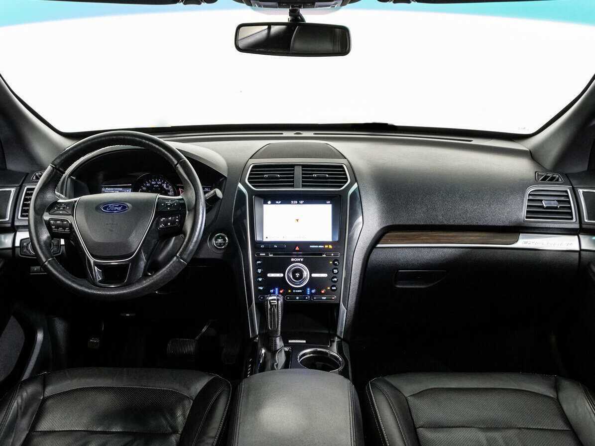 Ford Explorer, 2016 Фото №8
