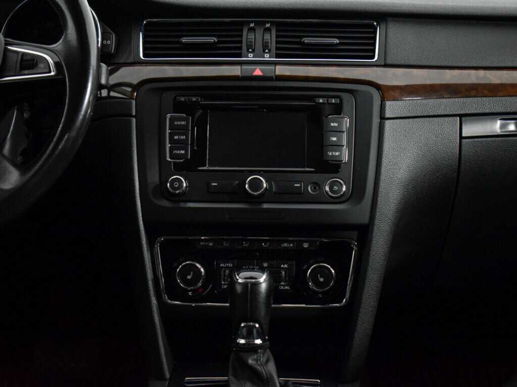 Skoda Superb DSG, 2013 Фото №12