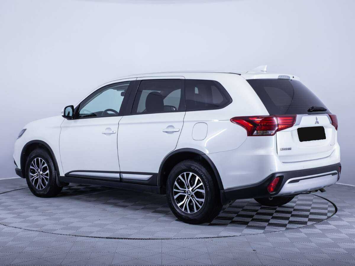 Mitsubishi Outlander, 2020 Фото №7
