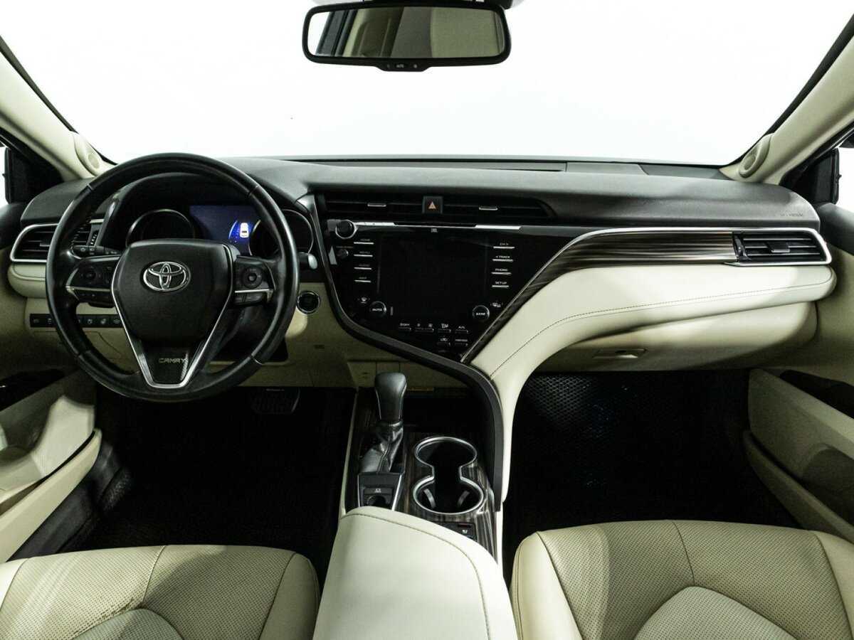 Toyota Camry, 2018 Фото №13