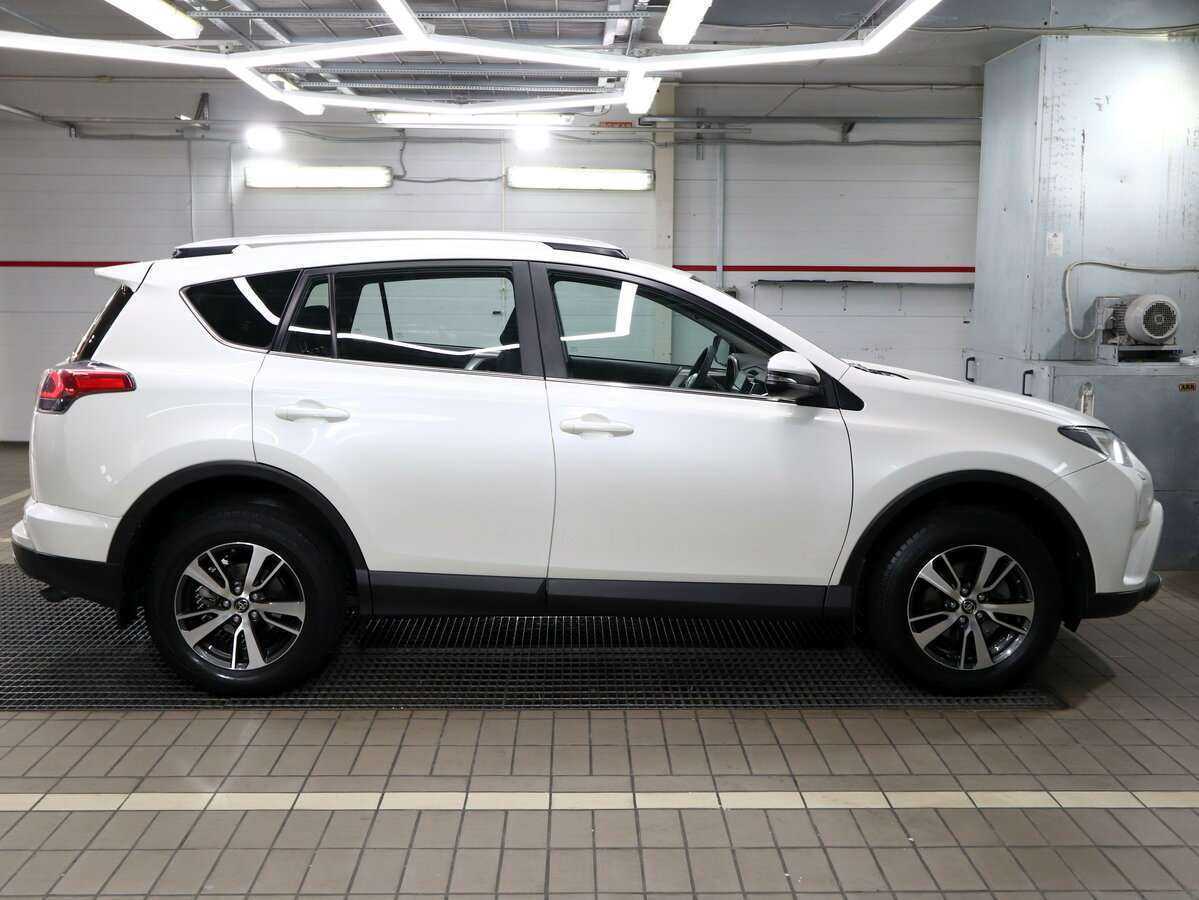 Toyota RAV4, 2017 Фото №6