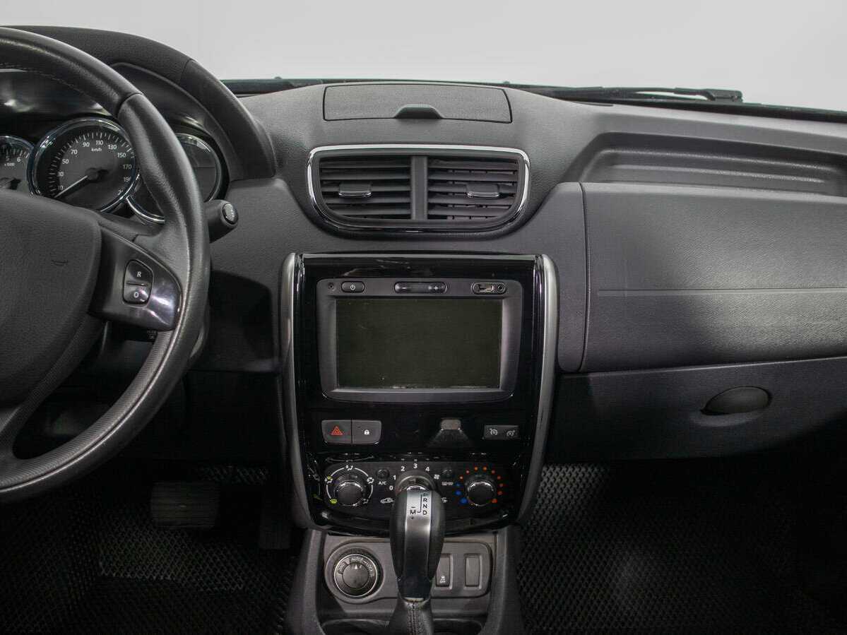 Nissan Terrano, 2021 Фото №14