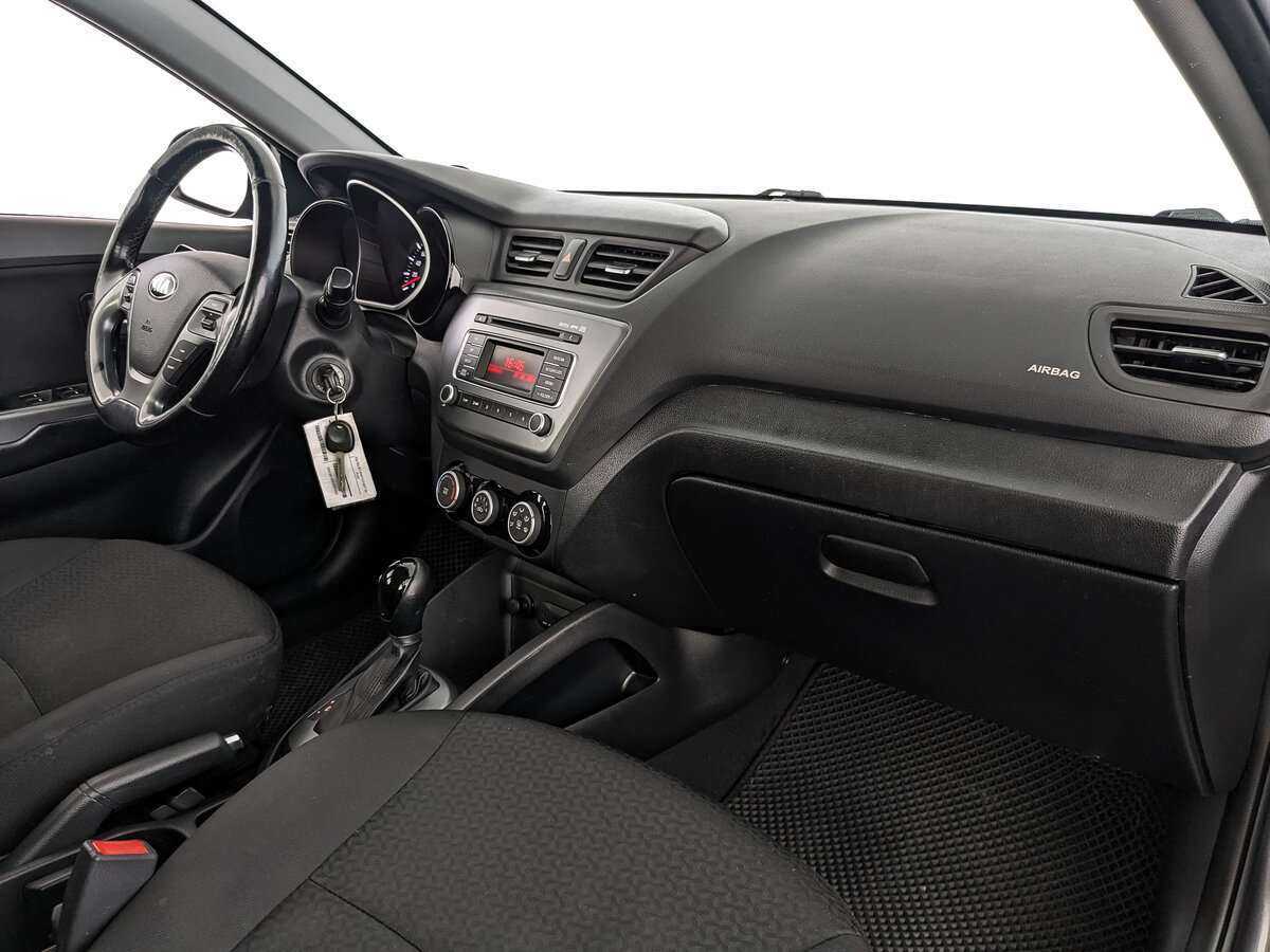 Kia Rio, 2016 Фото №10