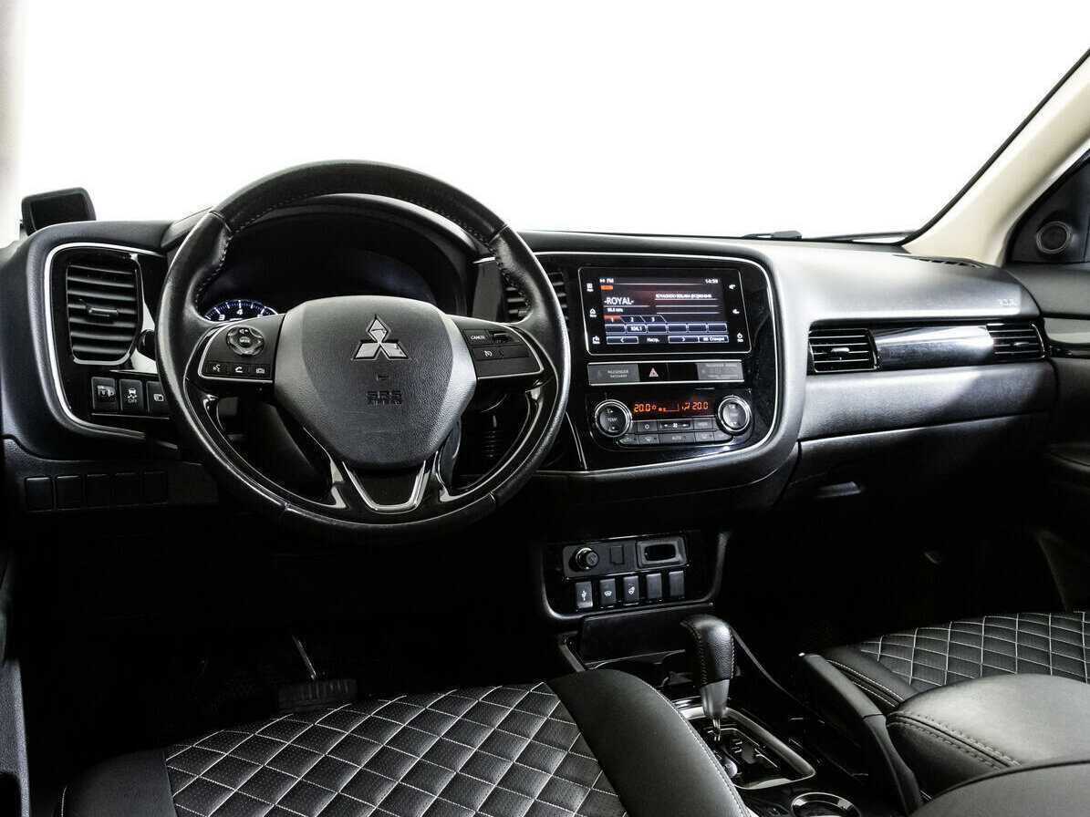 Mitsubishi Outlander, 2020 Фото №10