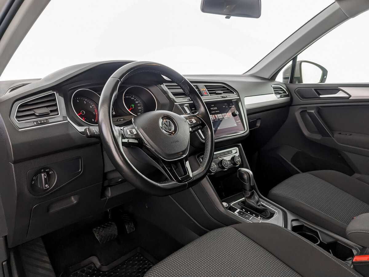 Volkswagen Tiguan, 2020 Фото №14