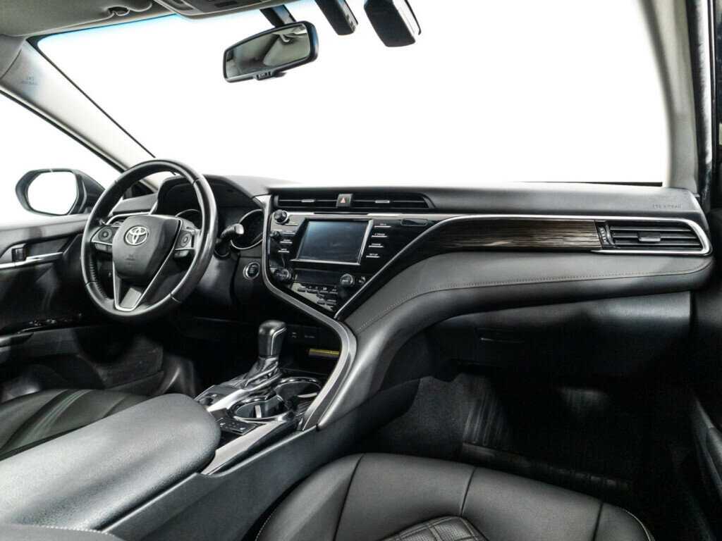 Toyota Camry, 2018 Фото №9
