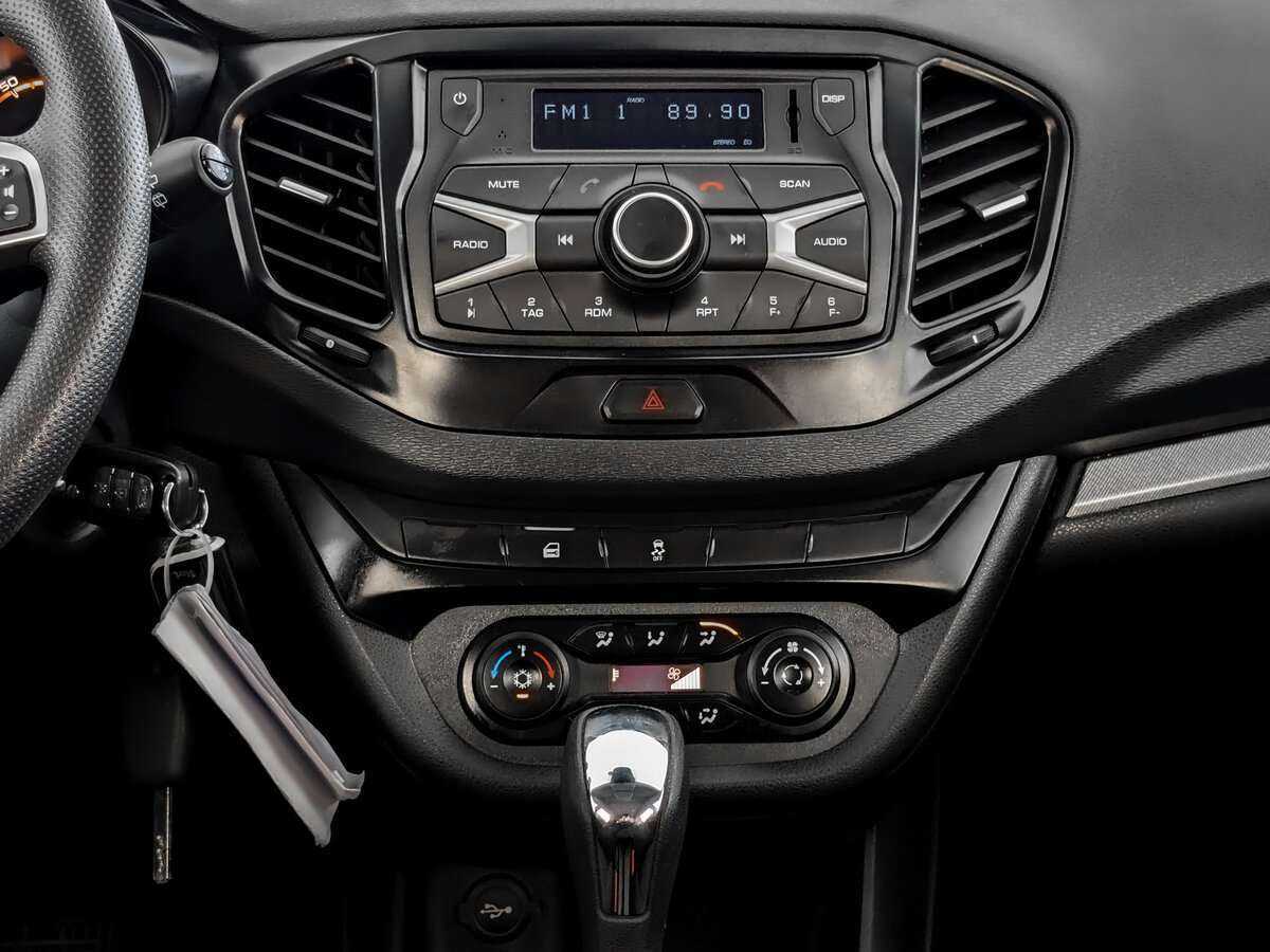 Lada (ВАЗ) Vesta SW, 2022 Фото №13