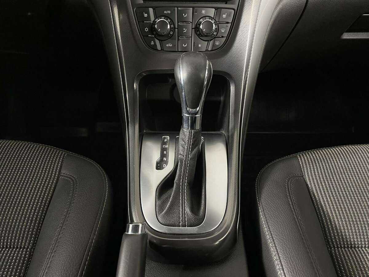 Opel Astra, 2012 Фото №13