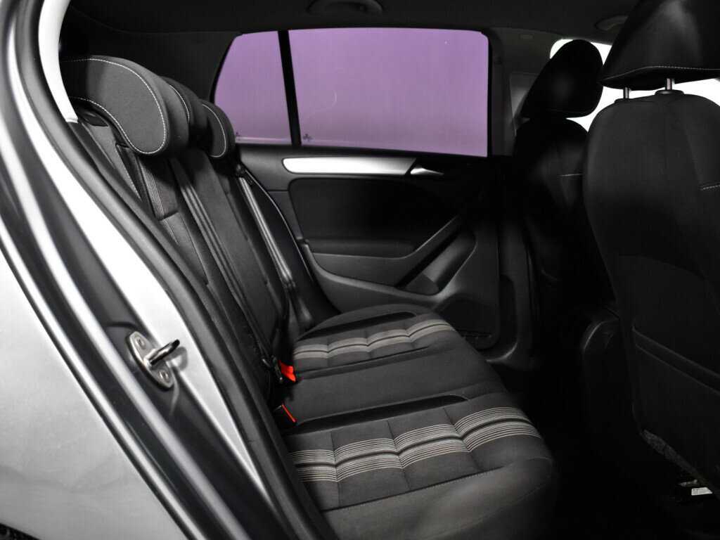 Volkswagen Golf, 2012 Фото №10