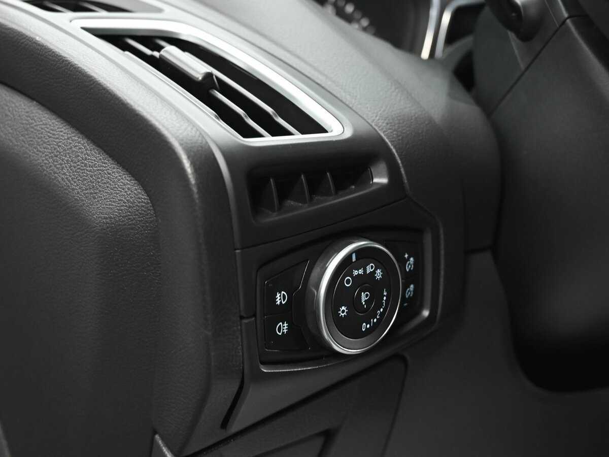 Ford Focus, 2018 Фото №10