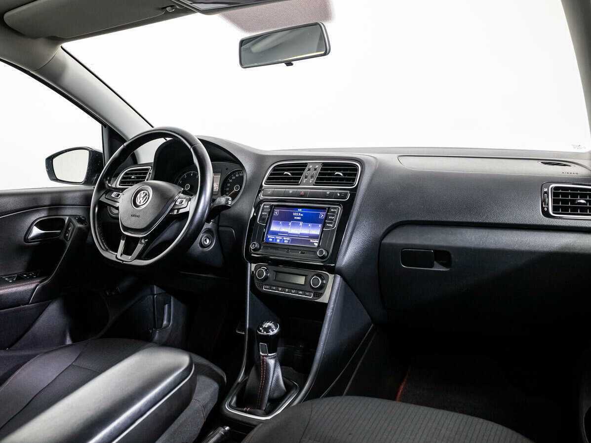 Volkswagen Polo, 2017 Фото №9