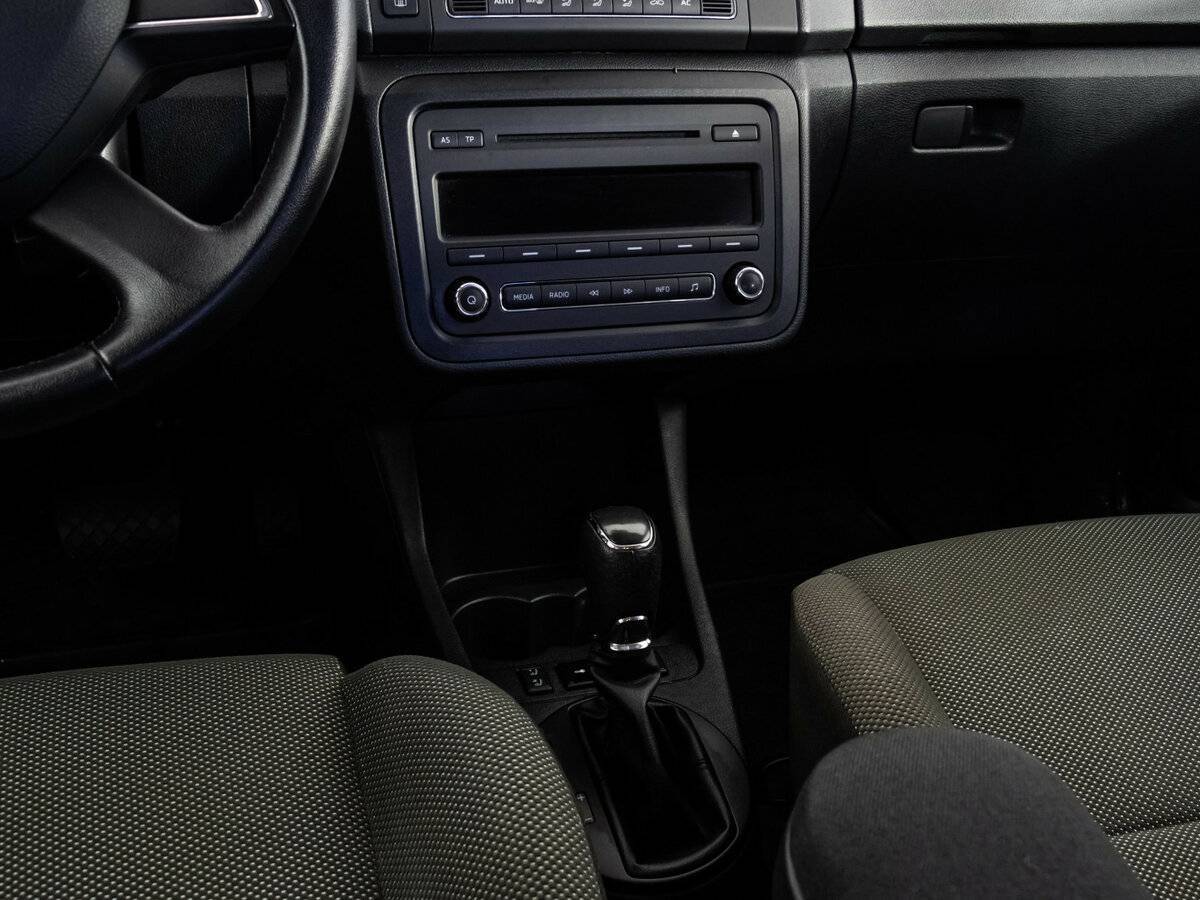 Skoda Fabia, 2013 Фото №13