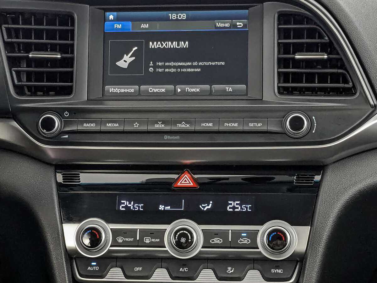 Hyundai Elantra, 2020 Фото №17